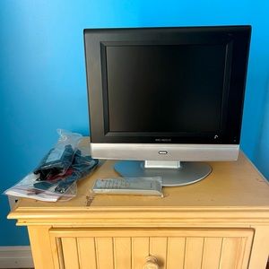 New Magnasonic 14” LCD Television
Never used, just taken out of the box
